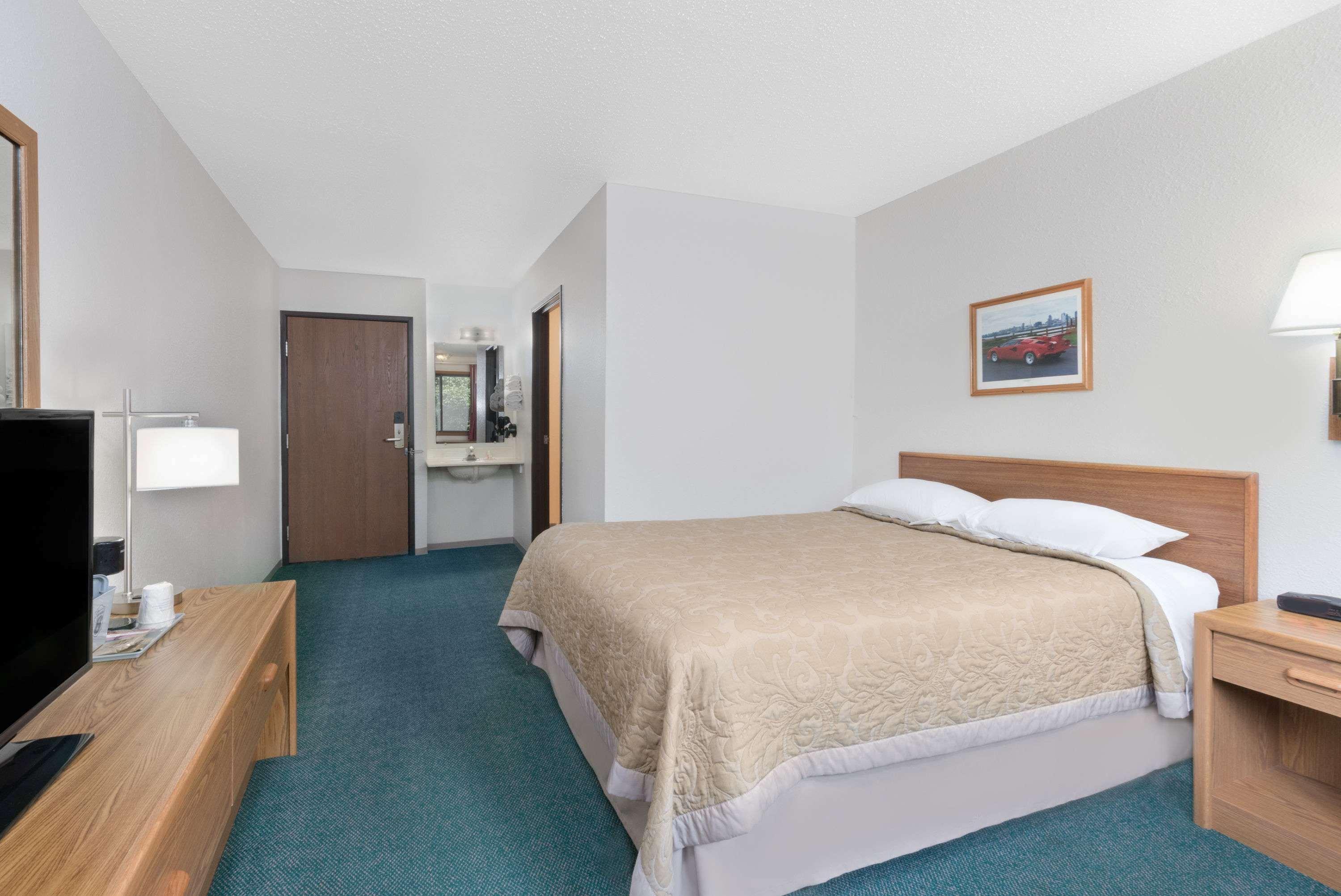 Super 8 By Wyndham Murdo Exterior photo